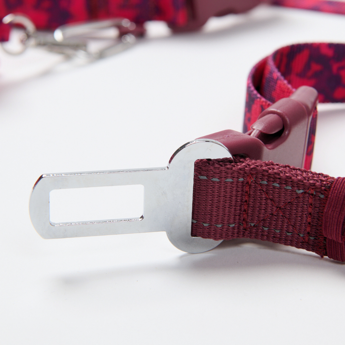 Multipurpose Seatbelt Handsfree Leash & Poop Bag Holder Set